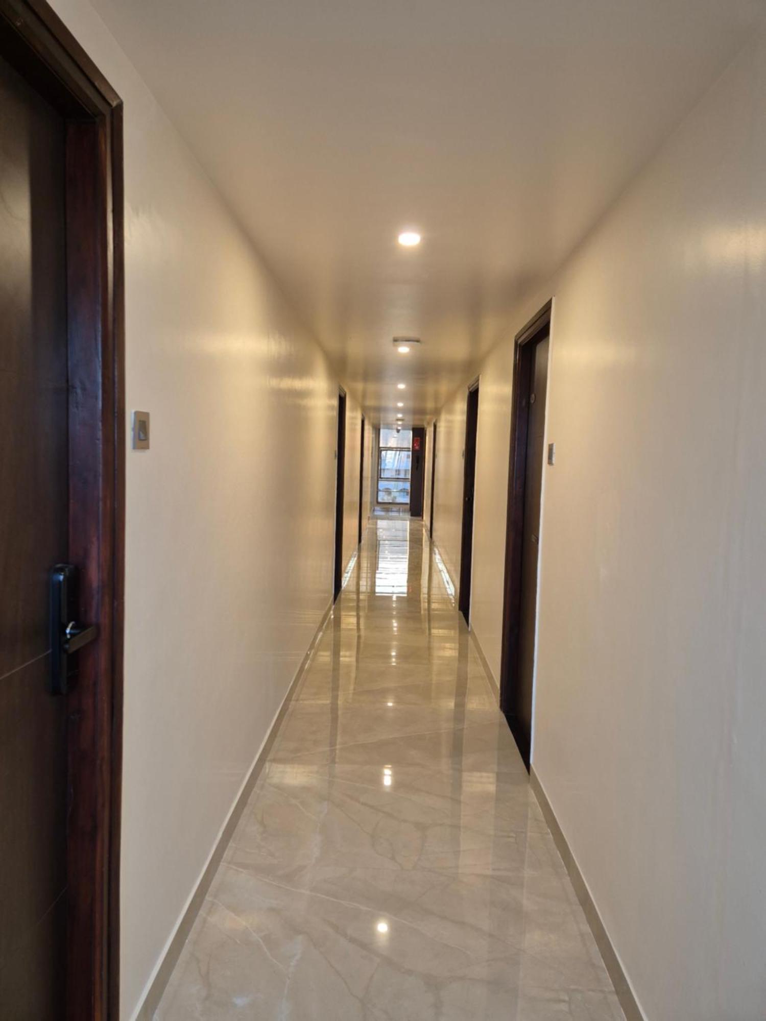 Hotel Janas ตีรูปาติ ภายนอก รูปภาพ